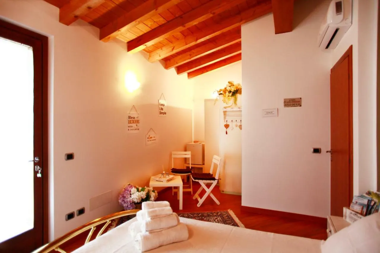 B&B Campovolo Monzambano Bed & Breakfast